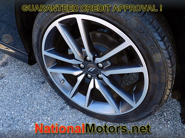 Dodge Charger Vehicle Full-screen Gallery Image 07