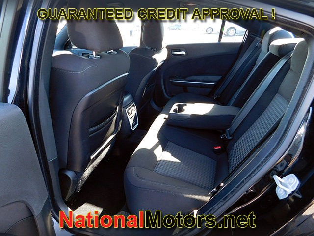 Dodge Charger Vehicle Full-screen Gallery Image 09