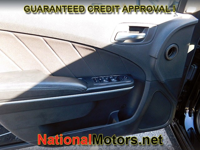 Dodge Charger Vehicle Full-screen Gallery Image 13