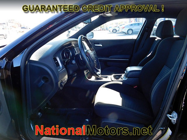 Dodge Charger Vehicle Full-screen Gallery Image 14