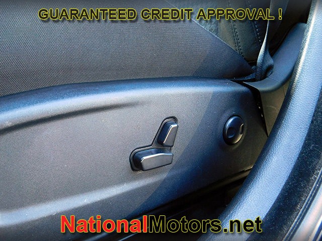 Dodge Charger Vehicle Full-screen Gallery Image 15