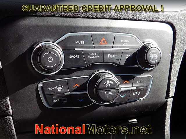 Dodge Charger Vehicle Full-screen Gallery Image 19