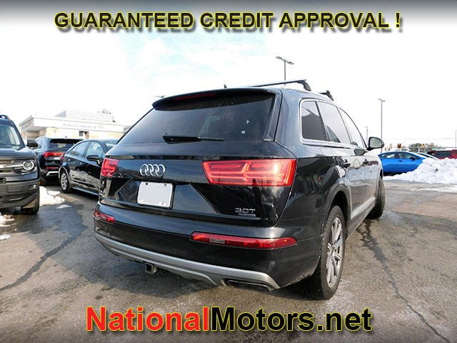 Audi Q7 Vehicle Full-screen Gallery Image 05