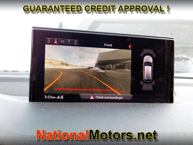 Audi Q7 Vehicle Full-screen Gallery Image 17