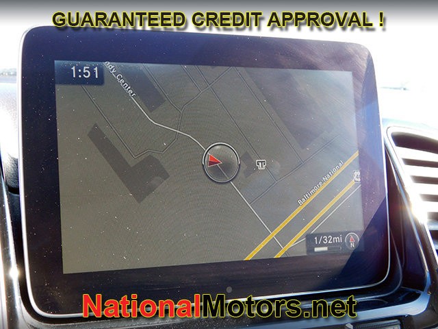 Mercedes-Benz GLE Vehicle Full-screen Gallery Image 20