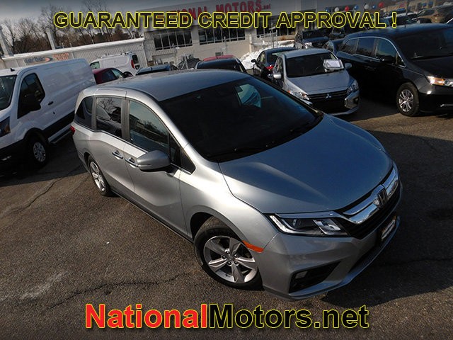 Honda Odyssey Vehicle Full-screen Gallery Image 02