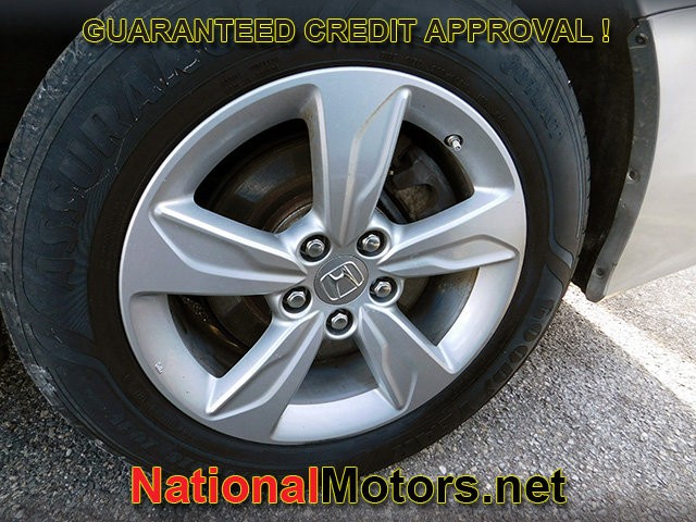 Honda Odyssey Vehicle Full-screen Gallery Image 08