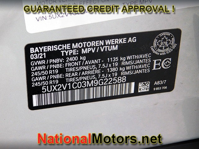 BMW X4 Vehicle Full-screen Gallery Image 25