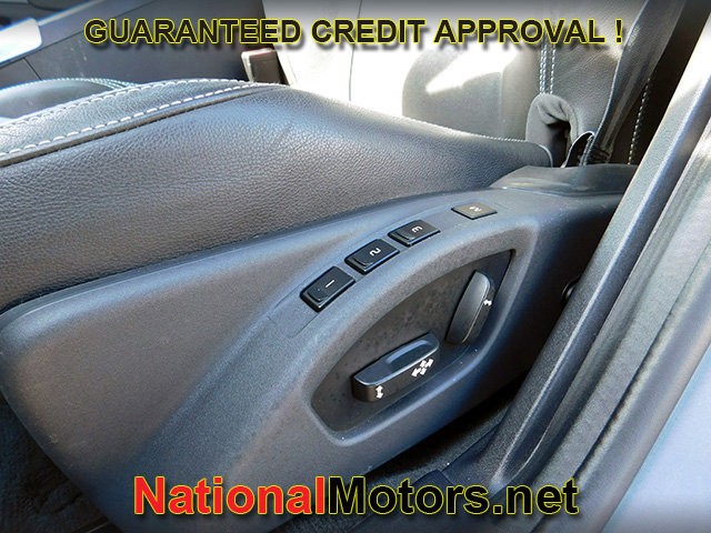 Volvo S60 Vehicle Full-screen Gallery Image 13