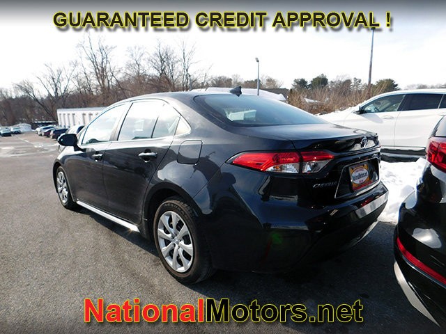 Toyota Corolla Vehicle Full-screen Gallery Image 04