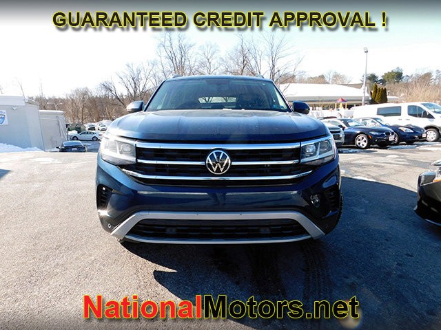 Volkswagen Atlas Vehicle Full-screen Gallery Image 03