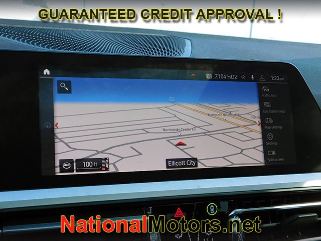 BMW 3 Series Vehicle Full-screen Gallery Image 14