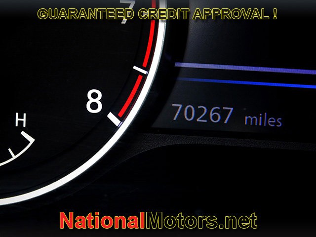 Nissan Sentra Vehicle Full-screen Gallery Image 19