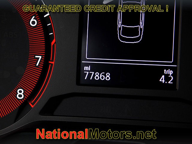 Volkswagen Jetta Vehicle Full-screen Gallery Image 21