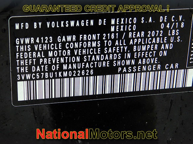 Volkswagen Jetta Vehicle Full-screen Gallery Image 23