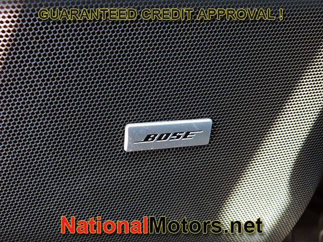 Cadillac XT5 Vehicle Full-screen Gallery Image 25
