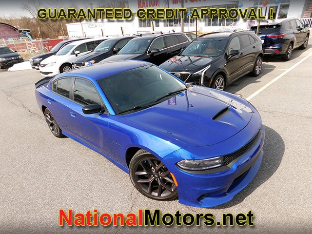 Dodge Charger Vehicle Full-screen Gallery Image 02