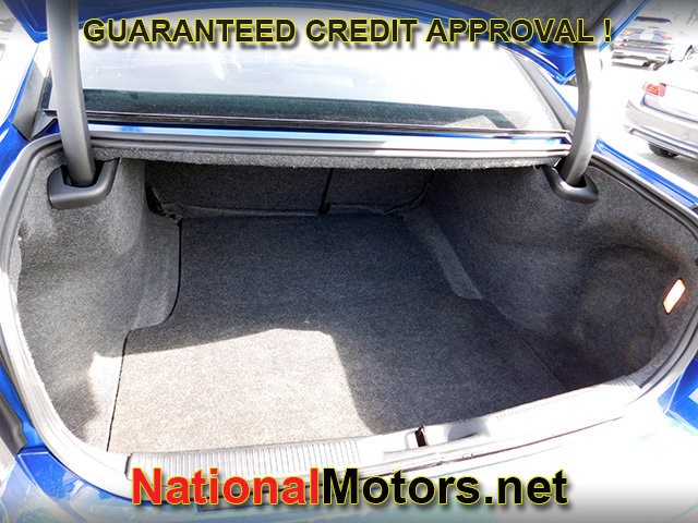 Dodge Charger Vehicle Full-screen Gallery Image 06