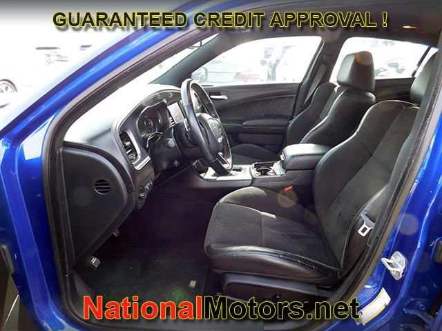 Dodge Charger Vehicle Full-screen Gallery Image 15