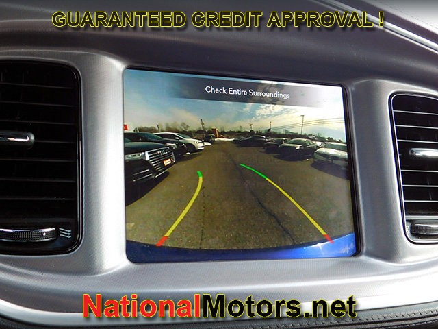 Dodge Charger Vehicle Full-screen Gallery Image 18