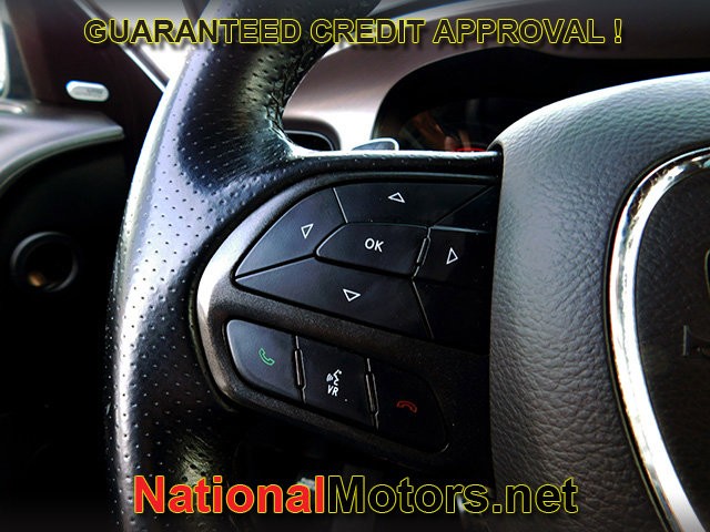 Dodge Charger Vehicle Full-screen Gallery Image 23