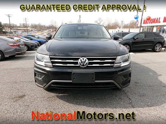Volkswagen Tiguan Vehicle Full-screen Gallery Image 02