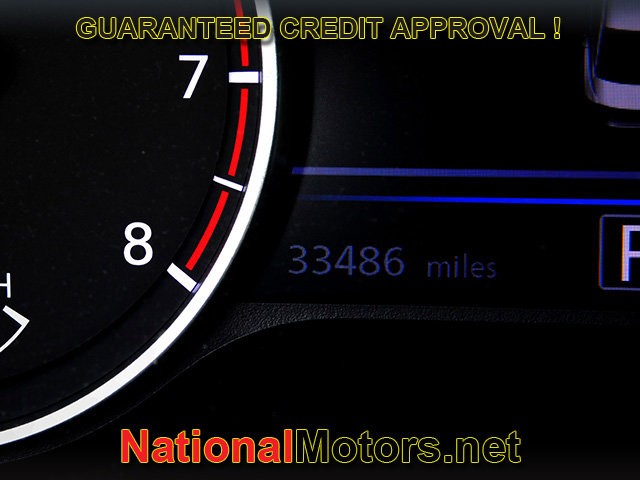 Nissan Sentra Vehicle Full-screen Gallery Image 20