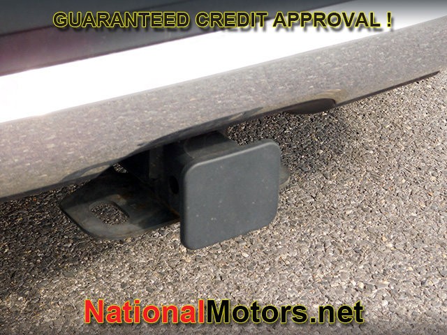 Mercedes-Benz GLE Vehicle Full-screen Gallery Image 07