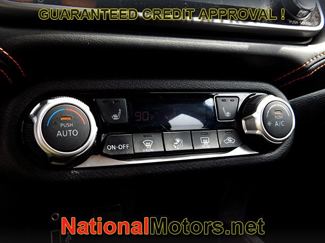 Nissan Versa Vehicle Full-screen Gallery Image 13