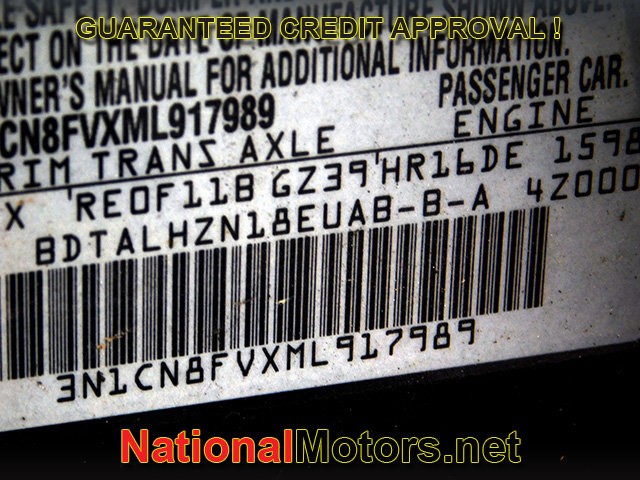 Nissan Versa Vehicle Full-screen Gallery Image 18