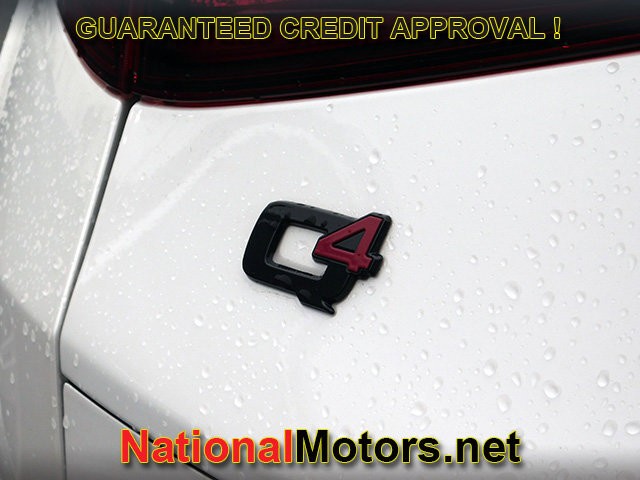 Alfa Romeo Stelvio Quadrifoglio Vehicle Full-screen Gallery Image 06