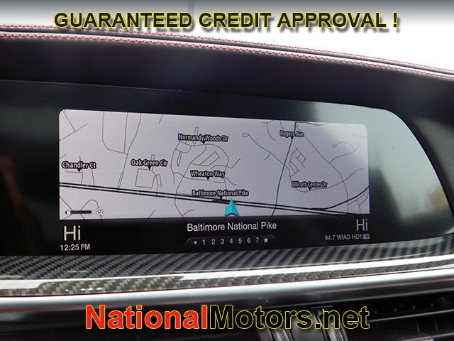 Alfa Romeo Stelvio Quadrifoglio Vehicle Full-screen Gallery Image 19