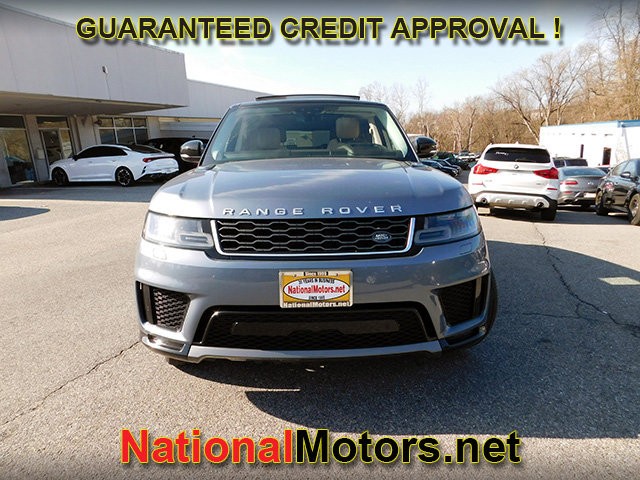 Land Rover Range Rover Sport Vehicle Full-screen Gallery Image 03