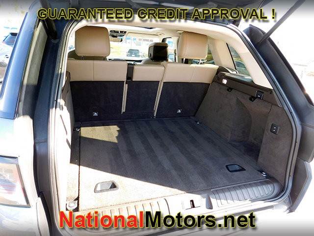 Land Rover Range Rover Sport Vehicle Full-screen Gallery Image 06