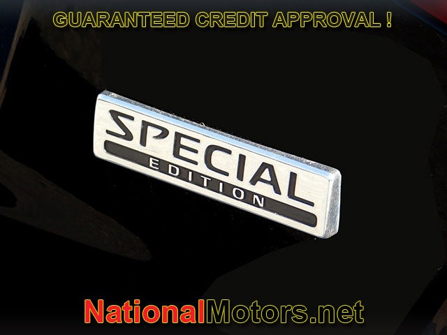 Nissan Altima Vehicle Full-screen Gallery Image 05