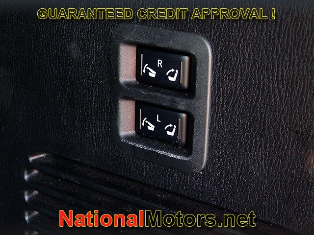 INFINITI QX80 Vehicle Full-screen Gallery Image 08