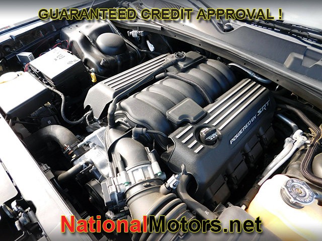 Dodge Challenger Vehicle Full-screen Gallery Image 21