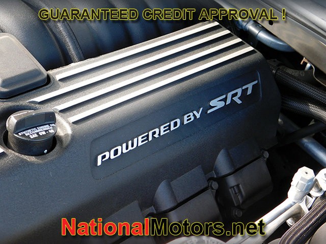 Dodge Challenger Vehicle Full-screen Gallery Image 22