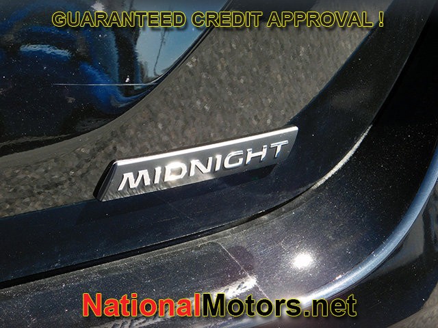 Nissan Sentra Vehicle Full-screen Gallery Image 06