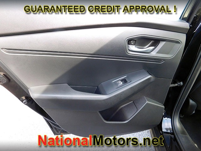 Honda Accord Sedan Vehicle Full-screen Gallery Image 07