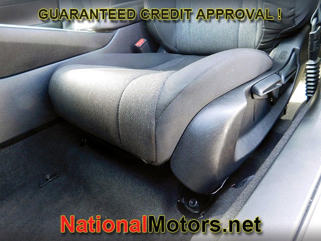 Honda Accord Sedan Vehicle Full-screen Gallery Image 13