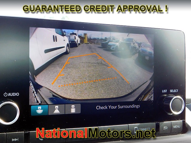 Honda Accord Sedan Vehicle Full-screen Gallery Image 15