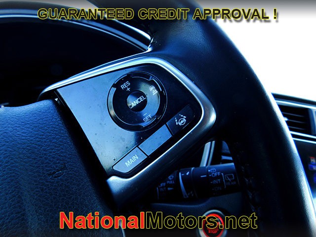 Honda CR-V Vehicle Full-screen Gallery Image 21