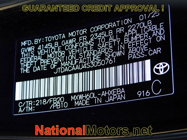 Toyota Prius Vehicle Full-screen Gallery Image 21