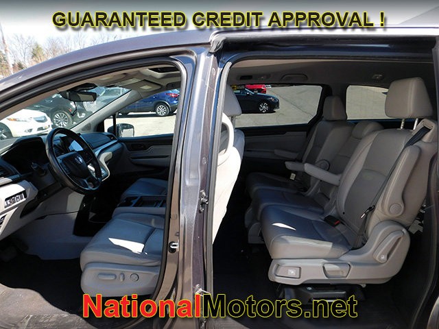 Honda Odyssey Vehicle Full-screen Gallery Image 06