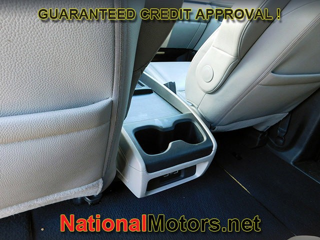 Honda Odyssey Vehicle Full-screen Gallery Image 08