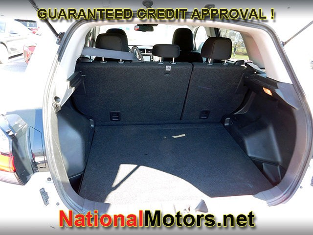 Mitsubishi Outlander Sport Vehicle Full-screen Gallery Image 07