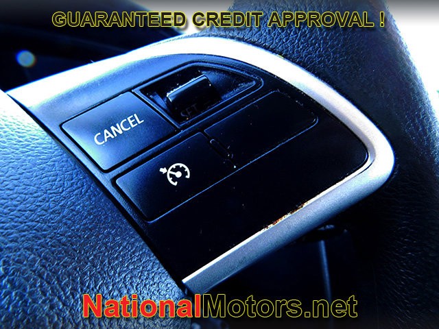 Mitsubishi Outlander Sport Vehicle Full-screen Gallery Image 19