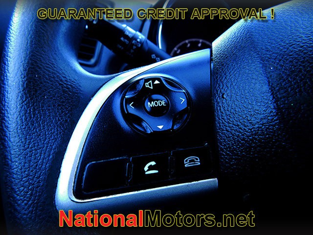 Mitsubishi Outlander Sport Vehicle Full-screen Gallery Image 20