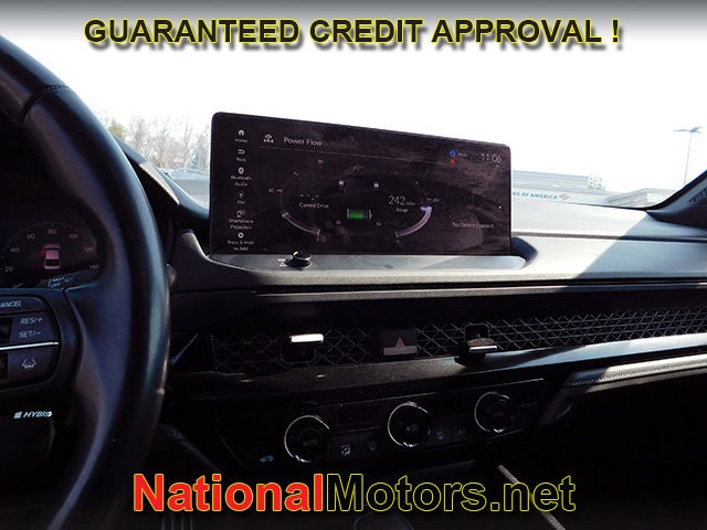 Honda Accord Hybrid Vehicle Full-screen Gallery Image 13